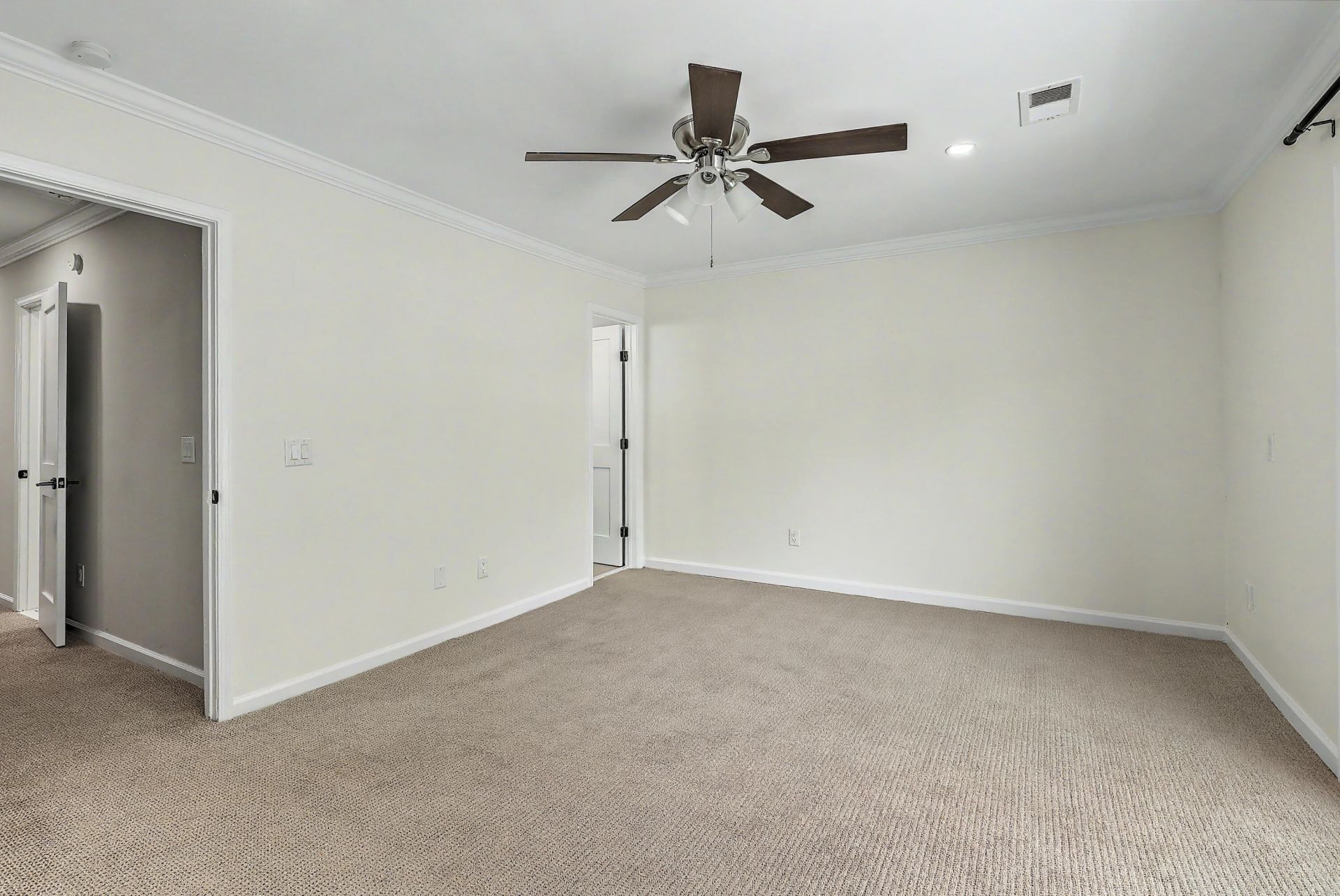 958 Myrtle Court Photo 30
