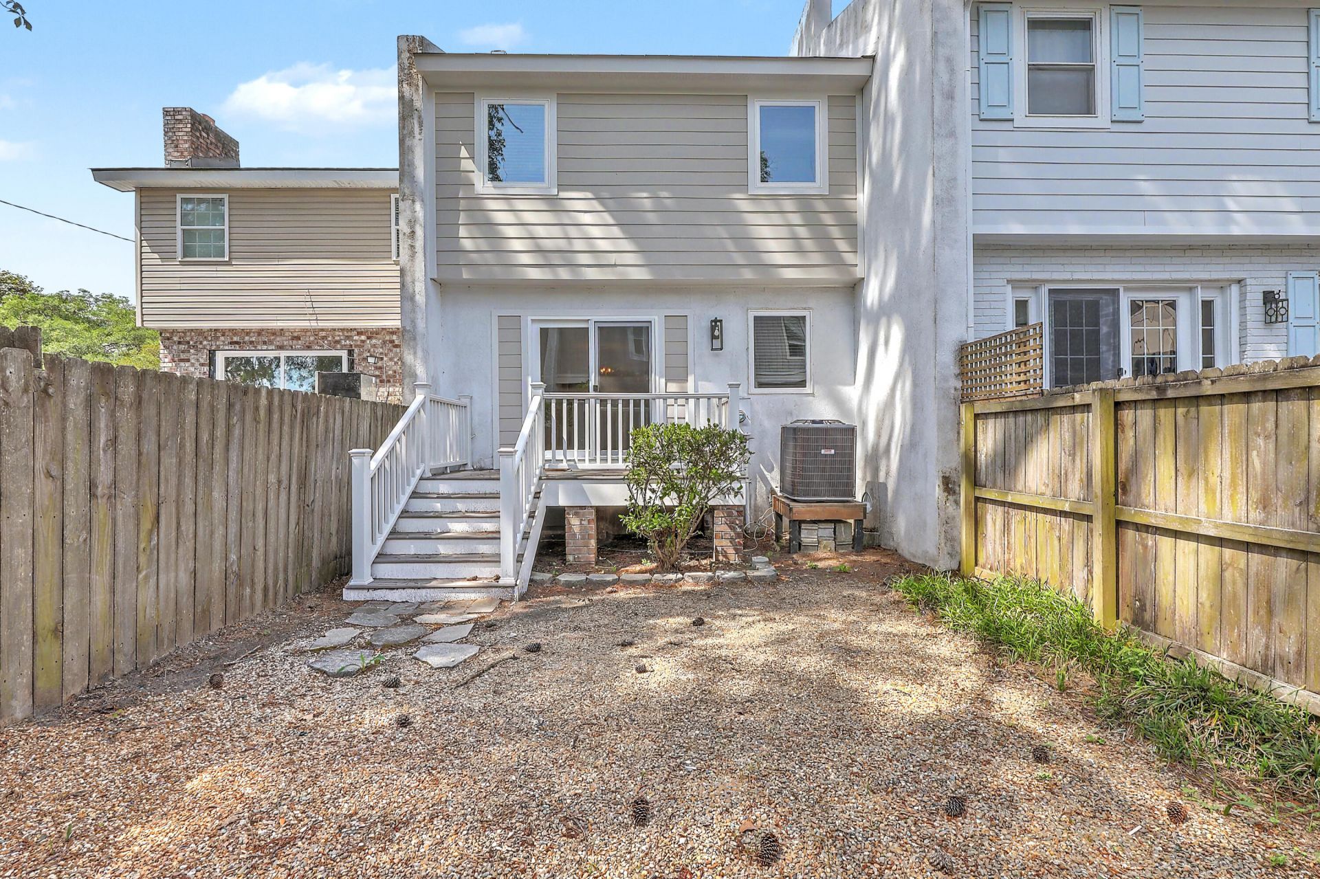 958 Myrtle Court Photo 33