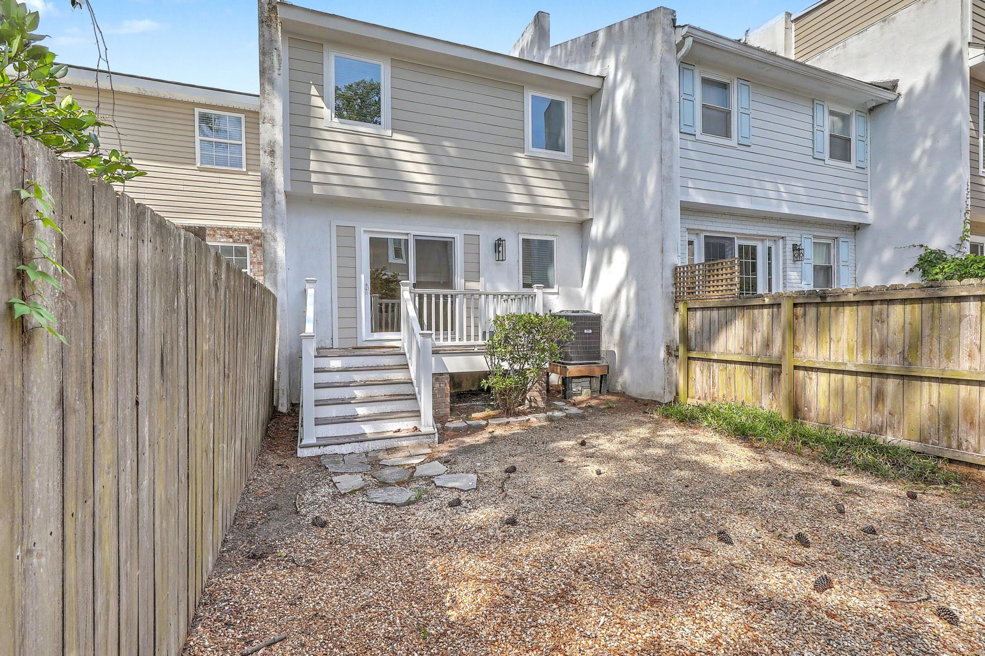 958 Myrtle Court Photo 37
