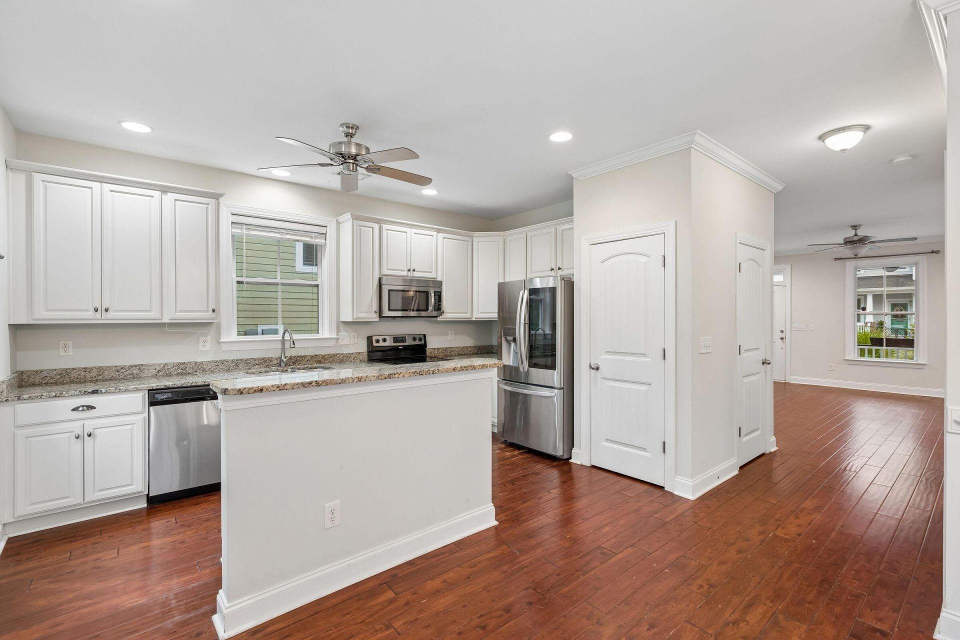 5201 Celtic Drive Photo 14