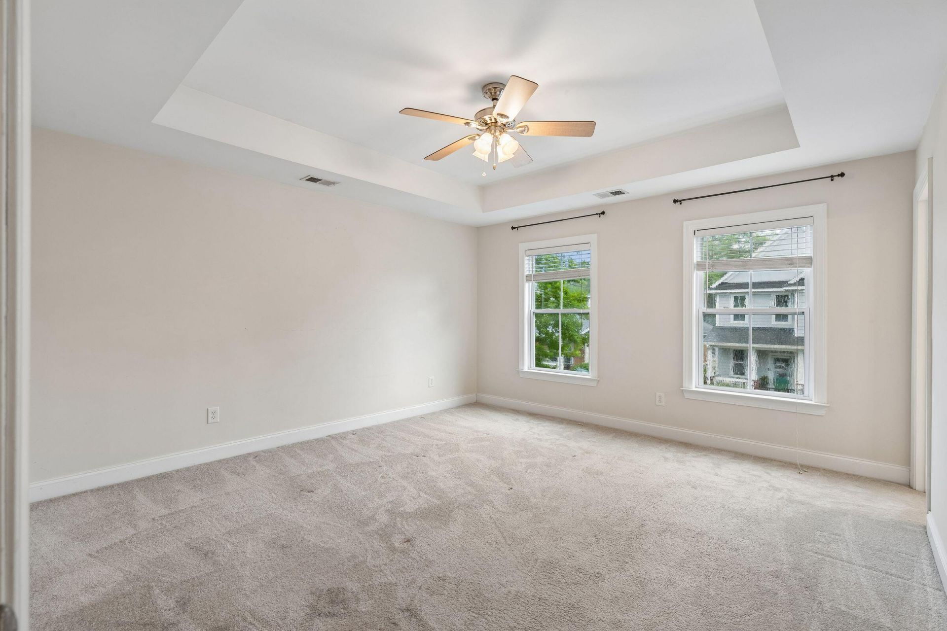 5201 Celtic Drive Photo 25