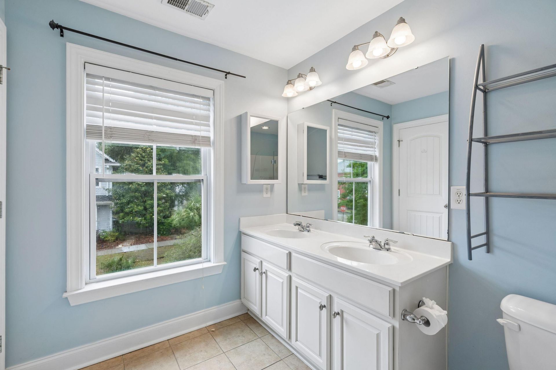 5201 Celtic Drive Photo 30