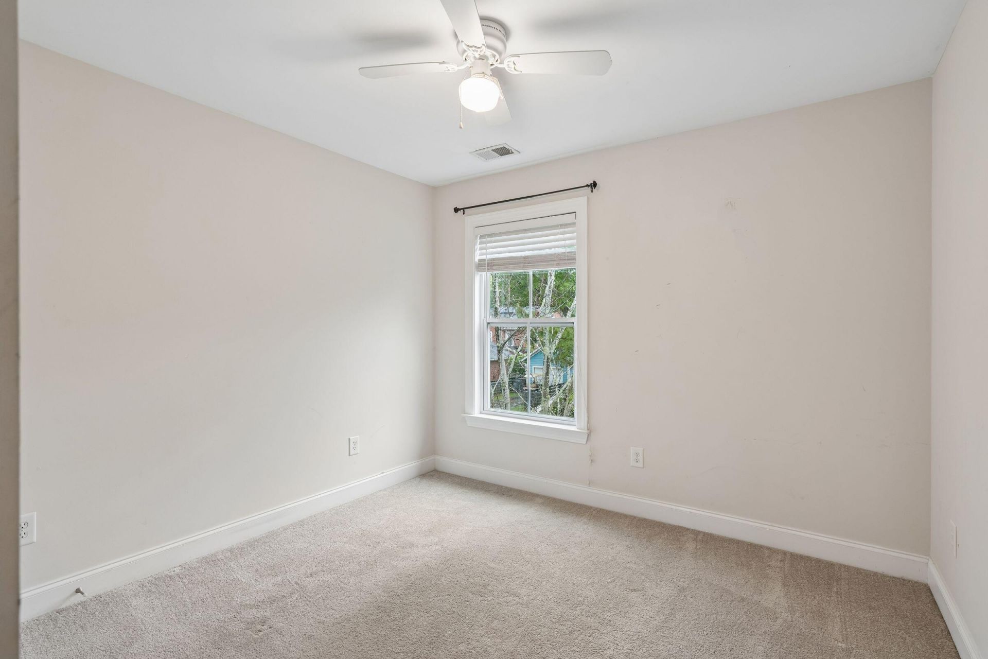 5201 Celtic Drive Photo 33