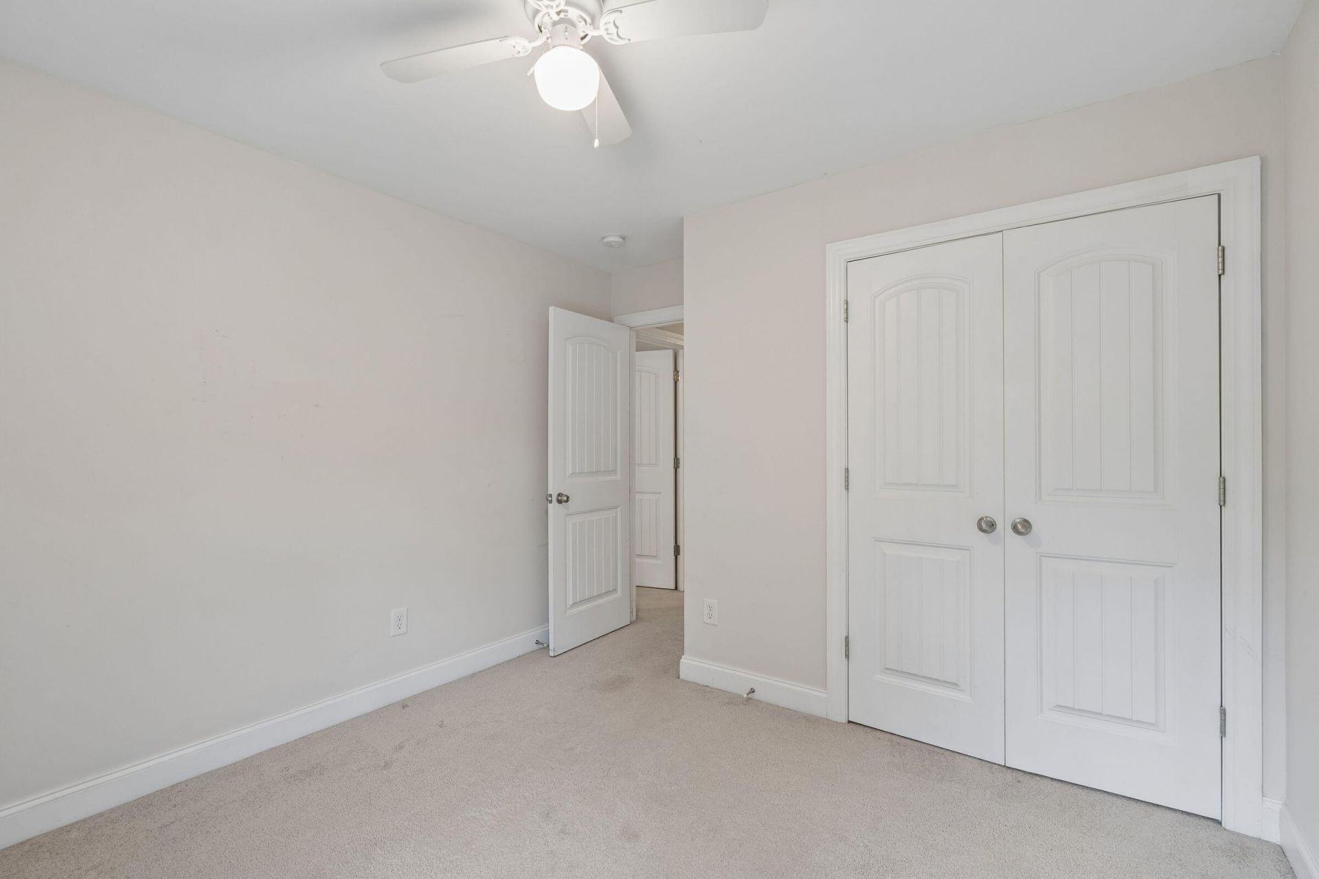 5201 Celtic Drive Photo 34
