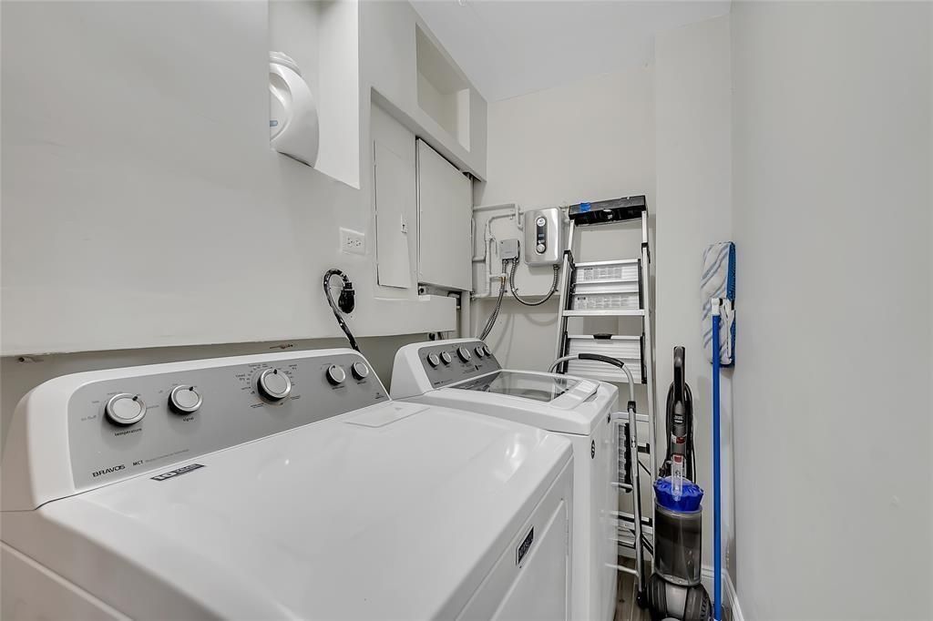 538 NE 14th Avenue, Fort Lauderdale, FL 33301 Photo