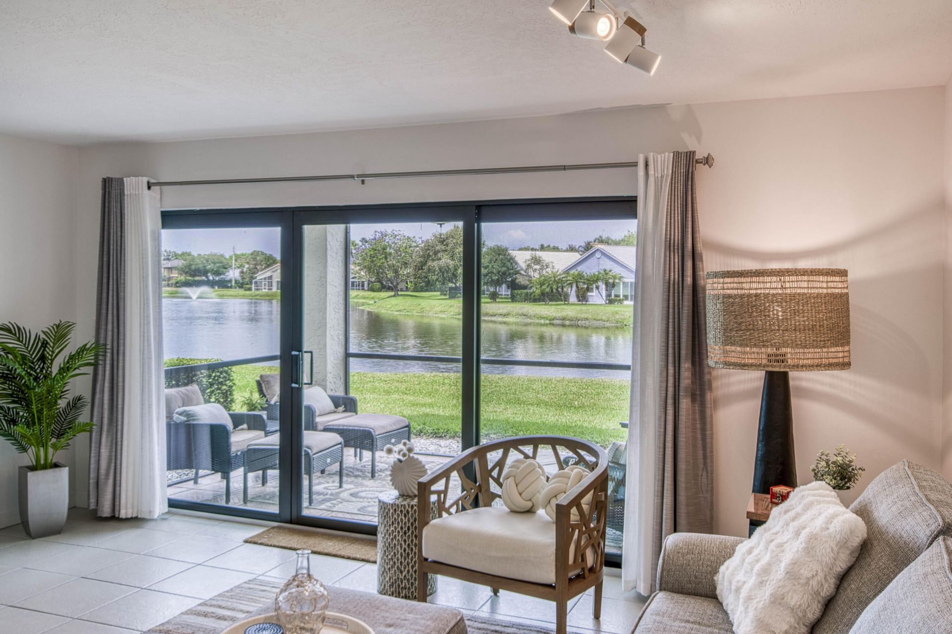 12871 Briarlake Drive, Unit 103, West Palm Beach, FL 33418 Photo