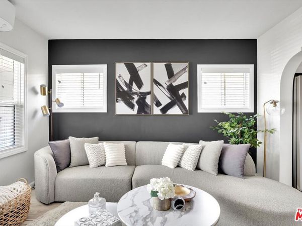 1138 W 52nd Street, Los Angeles, CA 90037