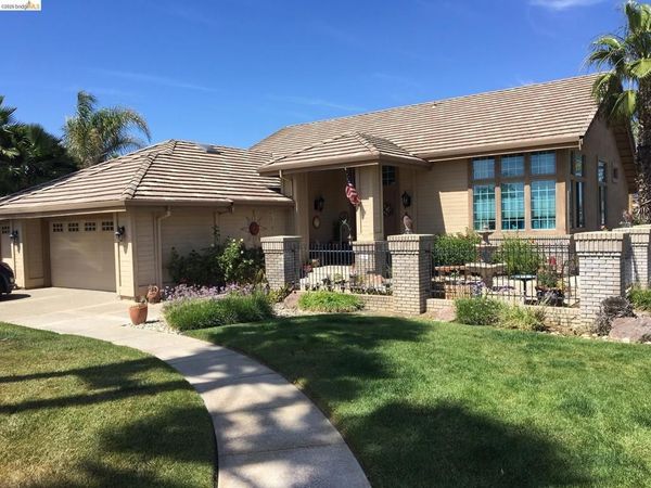 2079 newport drive, Discovery Bay, CA 94505