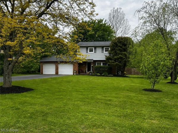 7630 Jennings Drive , Painesville, OH 44077