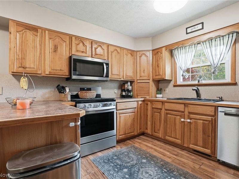7630 Jennings Drive, Painesville, OH 44077 Photo 12