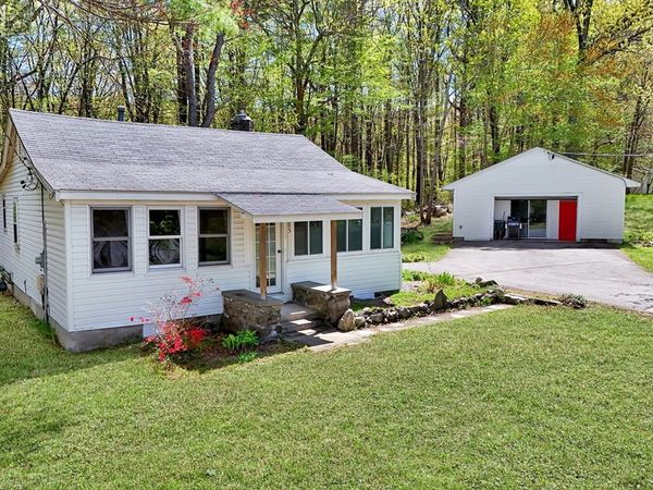 85 Colonial Dr, Littleton, MA 01460