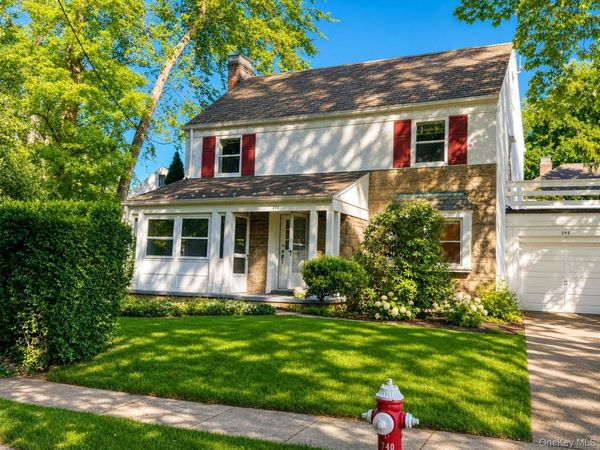 395 Packman Avenue, Mount Vernon, NY 10552
