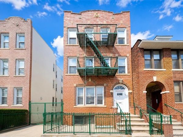 827 49th Street , Brooklyn, NY 11220