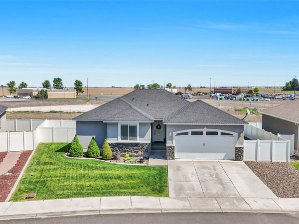 1645 E Madera Street , Othello, WA 99344