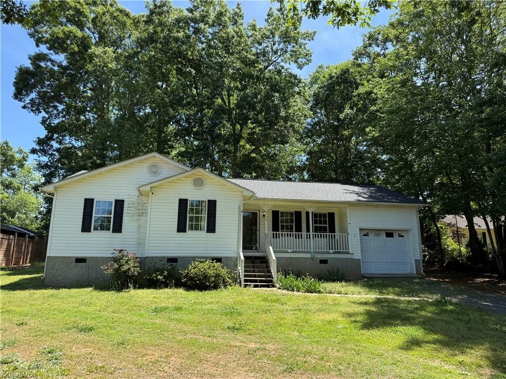 1717 Lantern Drive, Asheboro, NC 27205 Main Photo