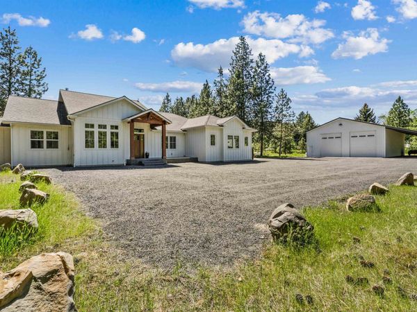 13815 W Charles Rd, Nine Mile Falls, WA 99026