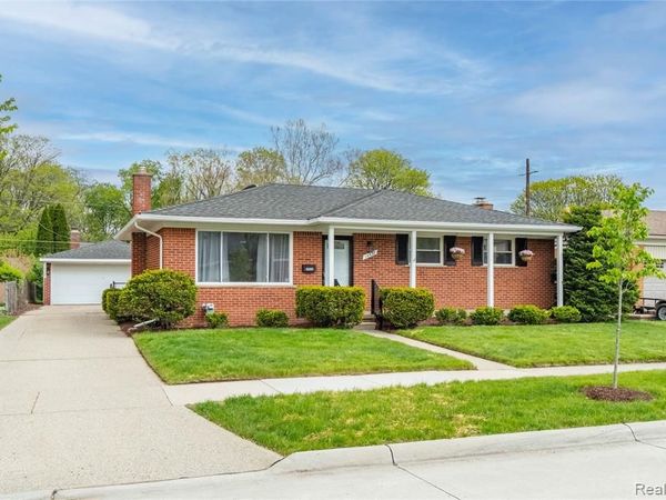 14538 Ronnie Lane, Livonia, MI 48154