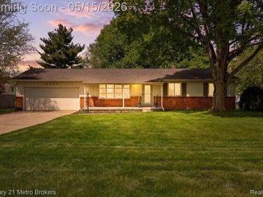 5457 N Seymour Road, Flushing Twp, MI 48433