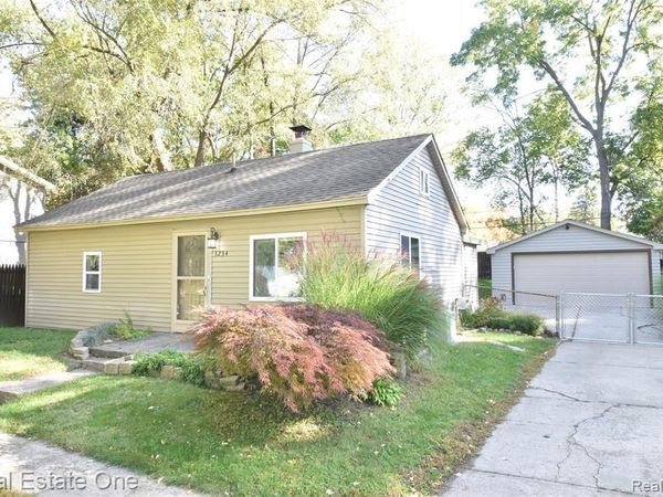 3234 Whitfield Drive, Waterford Twp, MI 48329