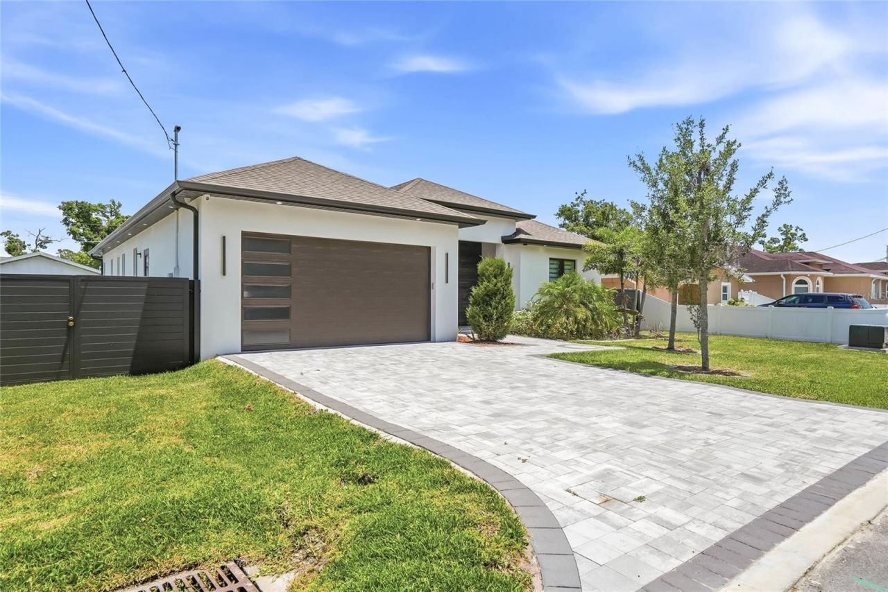 7013 N Clearview Avenue, Tampa, FL 33614 Photo