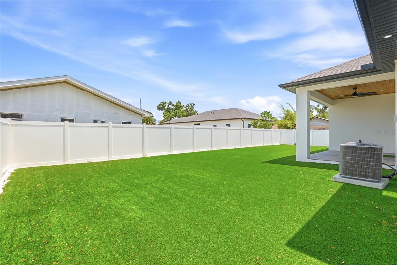 7013 N Clearview Avenue, Tampa, FL 33614 Photo
