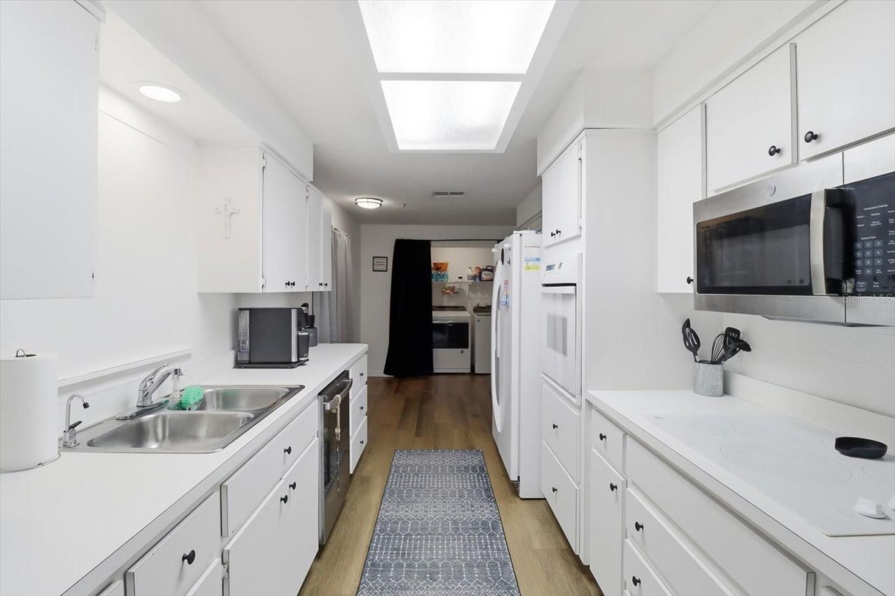 3721 N Goldencup Terrace , Beverly Hills, FL 34465 Photo