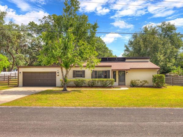 202 SANDSPUR LANE , DELAND, FL 32724