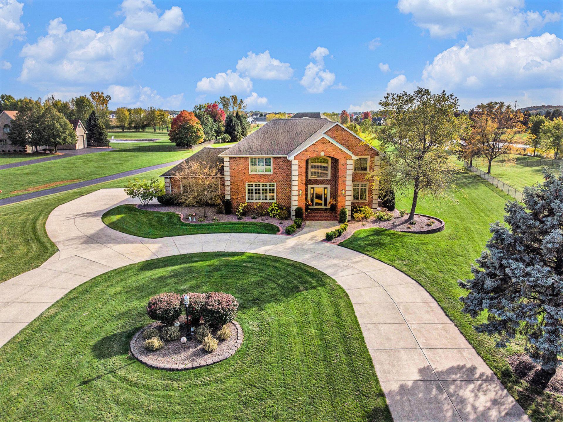 5431 E 107th Place , Crown Point, IN 46307