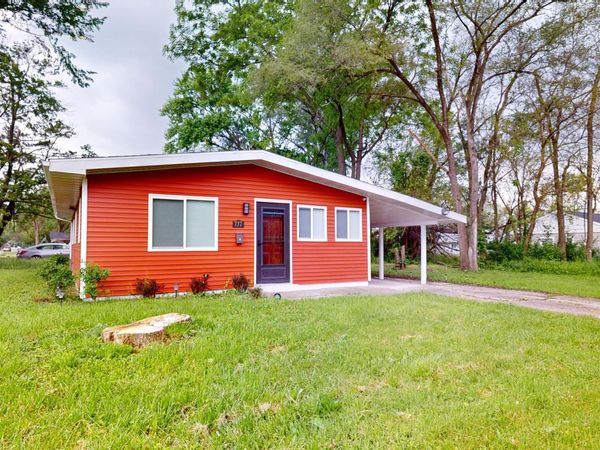 737 E 47th Avenue , Gary, IN 46409