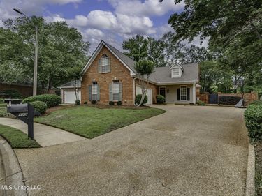 113 Rhapsody Circle, Brandon, MS 39047