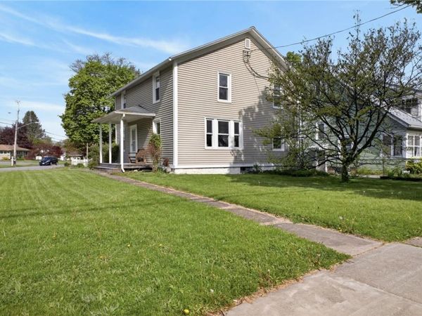 2 Pratt Road , Manchester, NY 14504