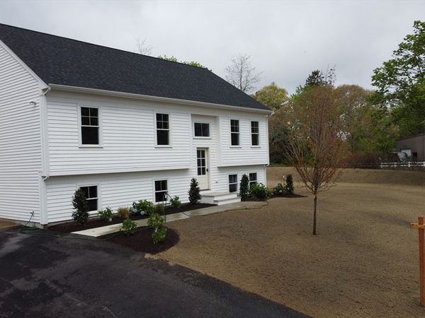 5 Tyler Ave, Wareham, MA 02538