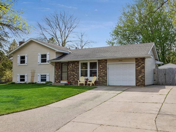 8700 Ironwood Avenue S, Cottage Grove, MN 55016