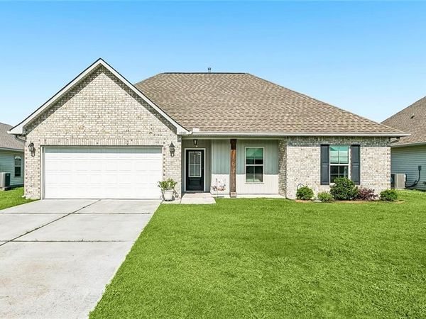 42165 MILLBROOK Way, Ponchatoula, LA 70454
