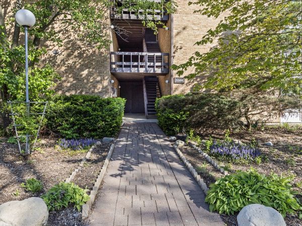 5544 E Lake Drive , Unit A, Lisle, IL 60532