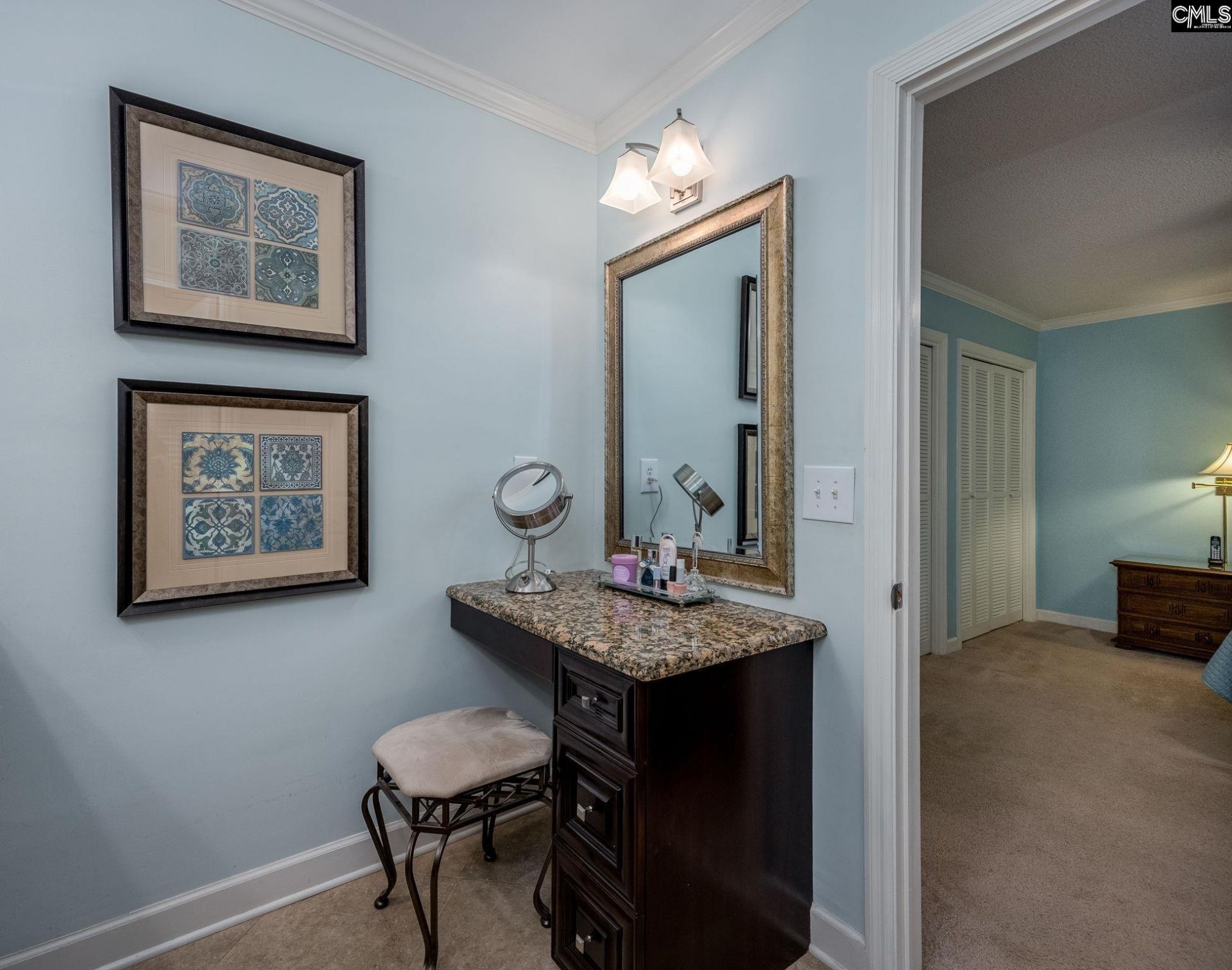 17 Shaftsbury Lane  Photo 17