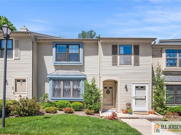 100 Dundee Court, Matawan, NJ 07747