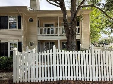 10198 B ASHBROOKE COURT, Unit 126, OAKTON, VA 22124