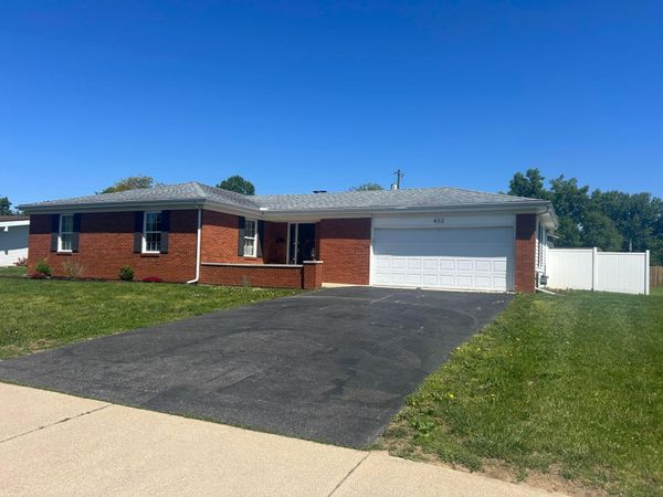 432 Glenmont Court , Circleville, OH 43113