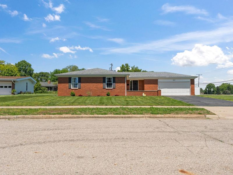 432 Glenmont Court, Circleville, OH 43113 Photo 3