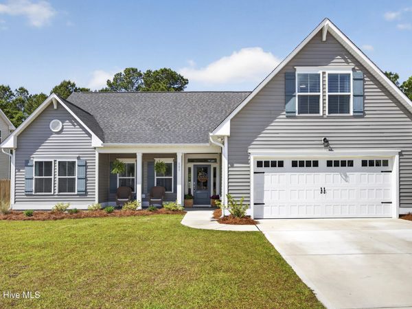 262 Weatherbee West Way, Hampstead, NC 28443