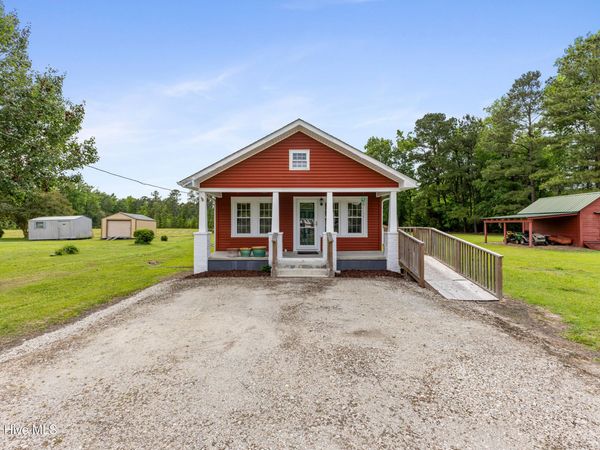 18791 Us Hwy 421, Willard, NC 28478
