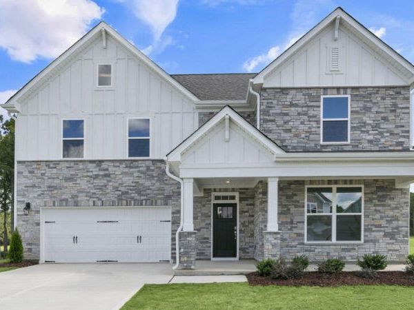 1017 Martin Farms Boulevard , Aberdeen, NC 28315