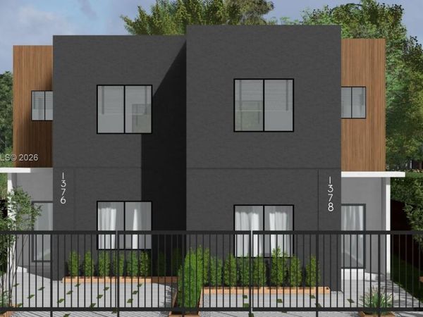 1376 NW 32nd St , Miami, FL 33142