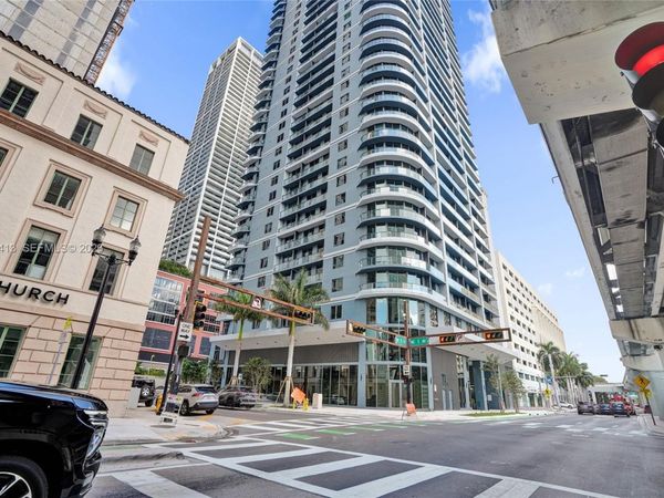 121 NE 5th Street , Unit 1001B, Miami, FL 33132