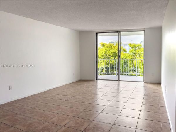 496 NW 165th St Rd , Unit D-410, Miami, FL 33169