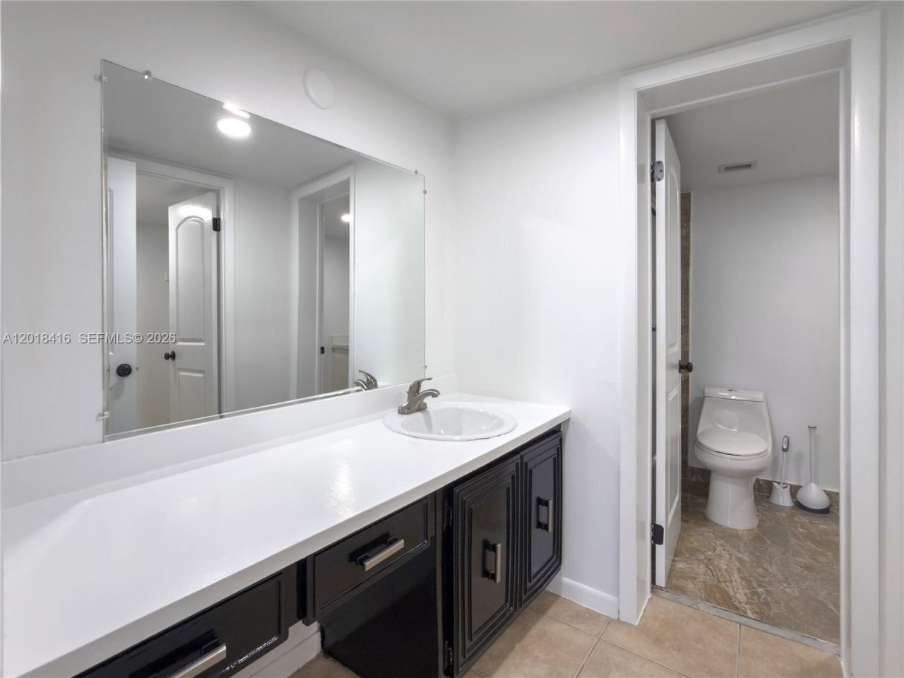 496 NW 165th St Rd , Unit D-410, Miami, FL 33169 Photo
