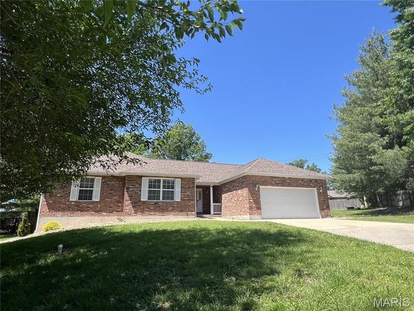 905 Hampton Court, Rolla, MO 65401