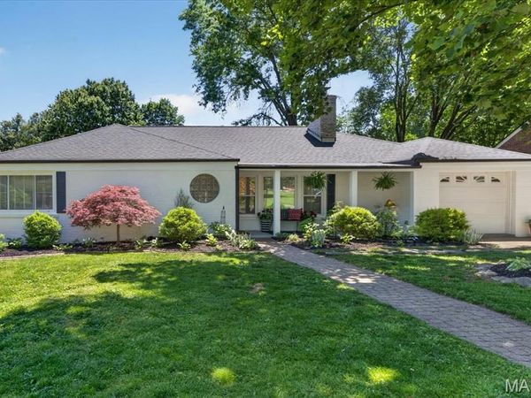 430 Cannonbury Drive , St Louis, MO 63119