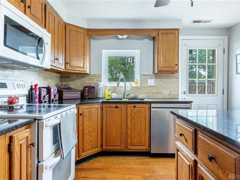1012 Wiles Drive, Kettering, OH 45419 Photo 7